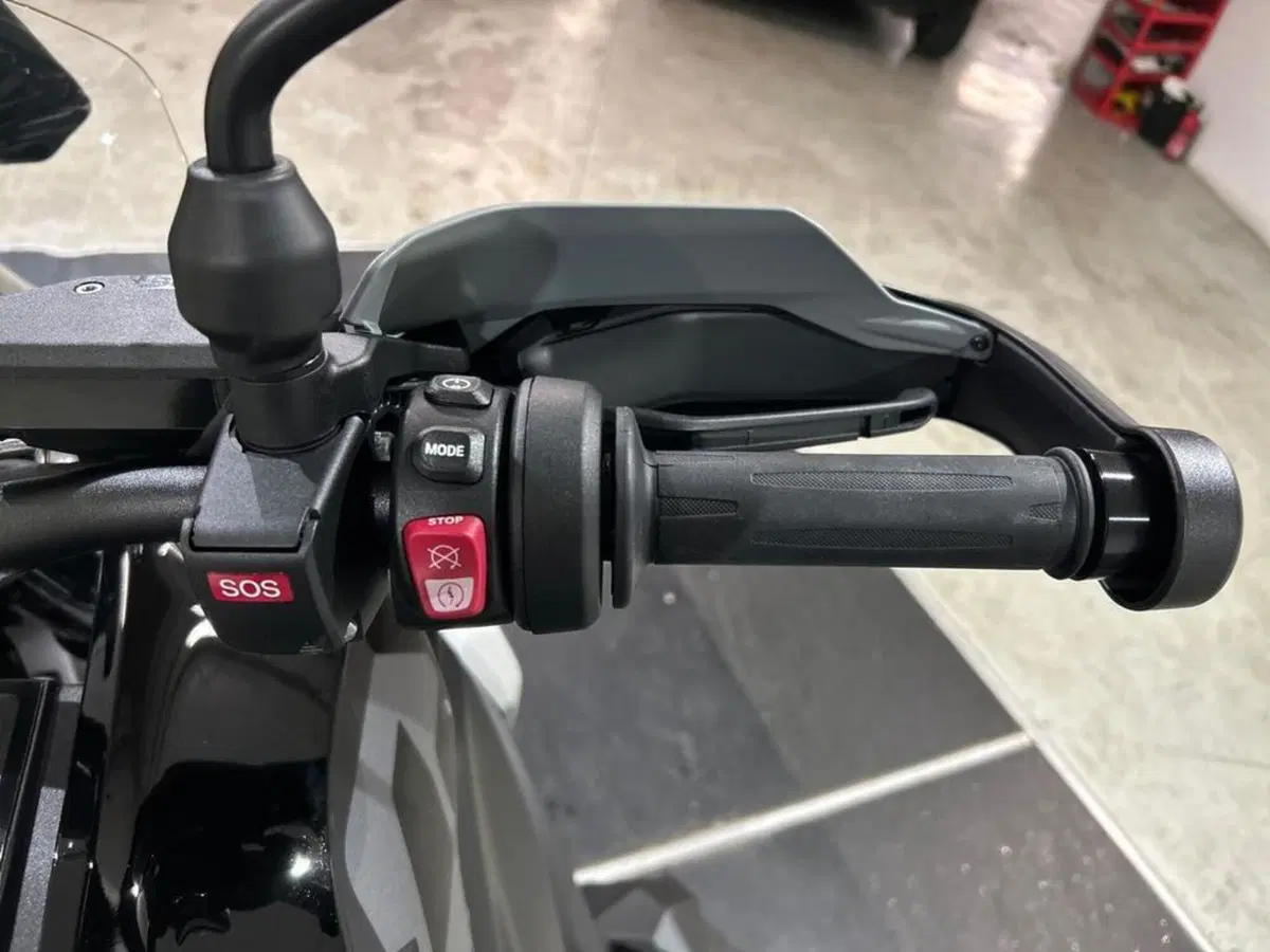Bmw R 1300 GS (2023 - 26) (8)