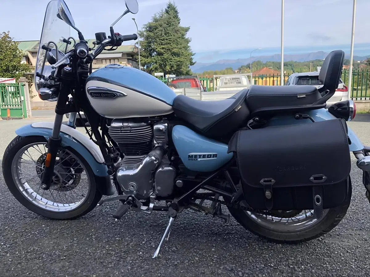 Royal Enfield Meteor 350 Aurora (2024 - 26) (4)