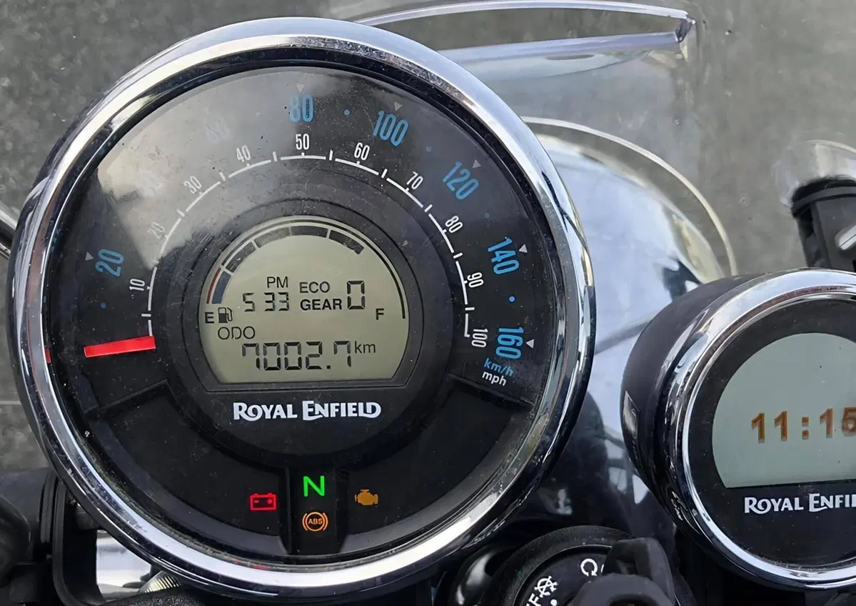 Royal Enfield Meteor 350 Aurora (2024 - 26) (6)