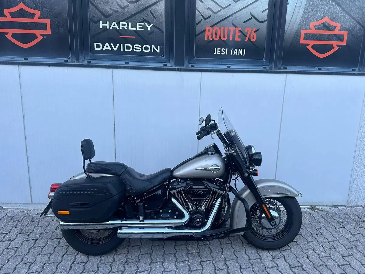 Harley-Davidson 114 Heritage Classic (2018 - 20) - FLHCS