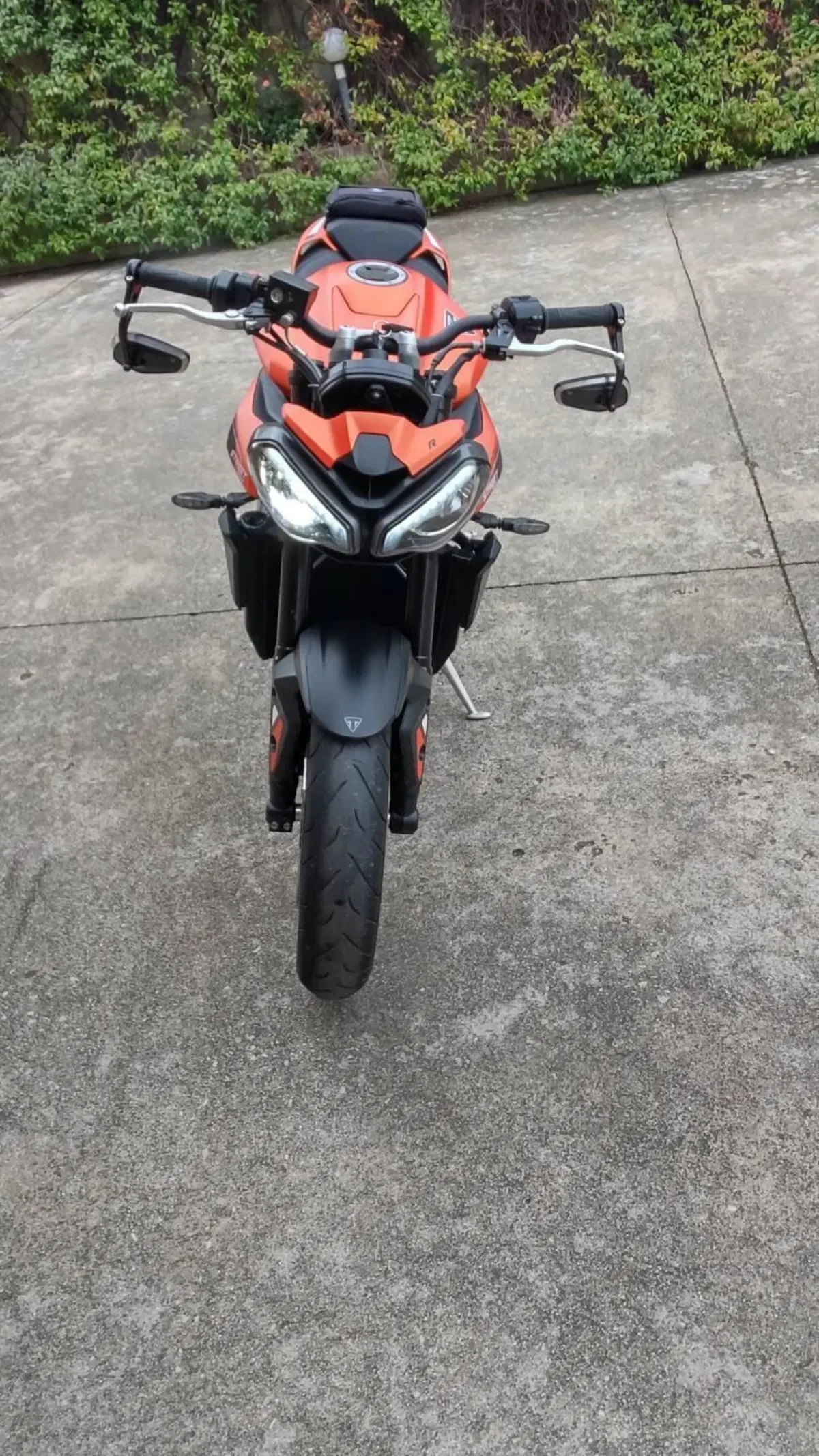 Triumph Street Triple 765 R (2023 - 26) (3)