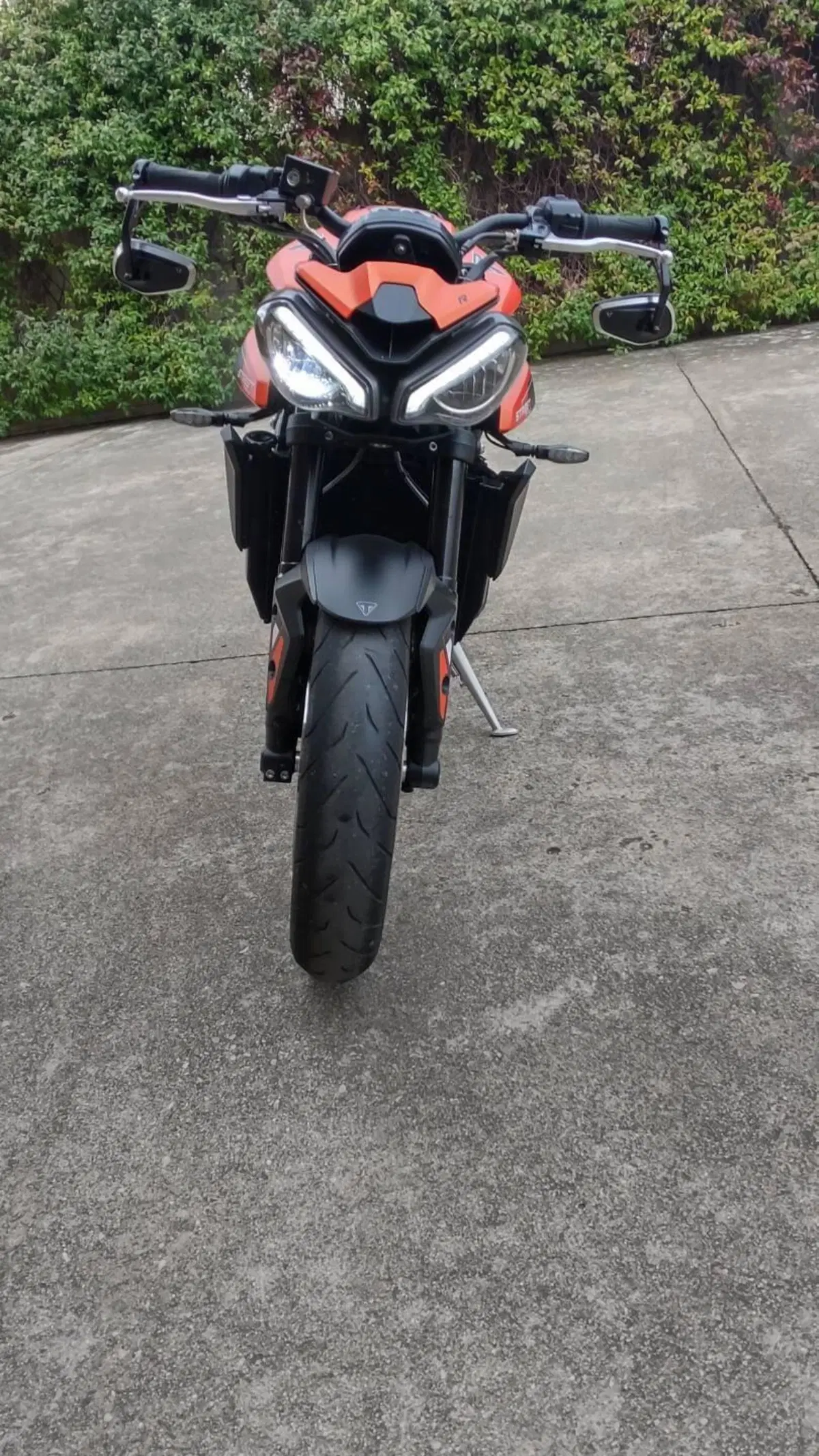 Triumph Street Triple 765 R (2023 - 26) (4)