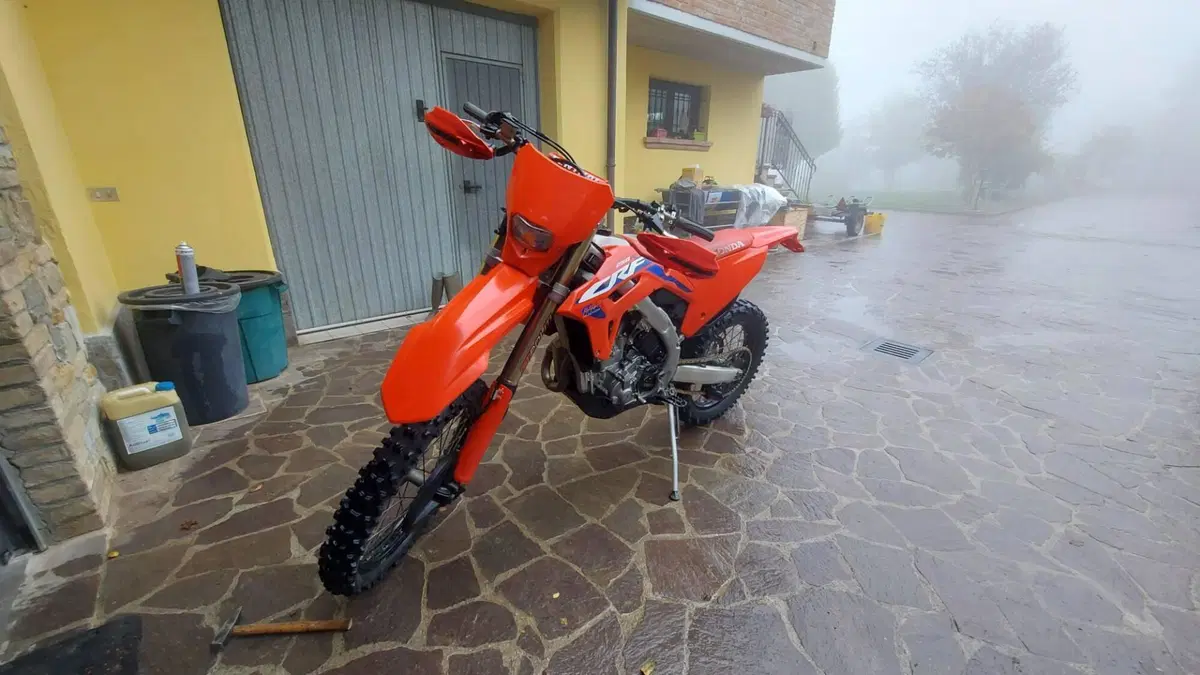 Honda CRF 250RX Enduro (2024) (9)