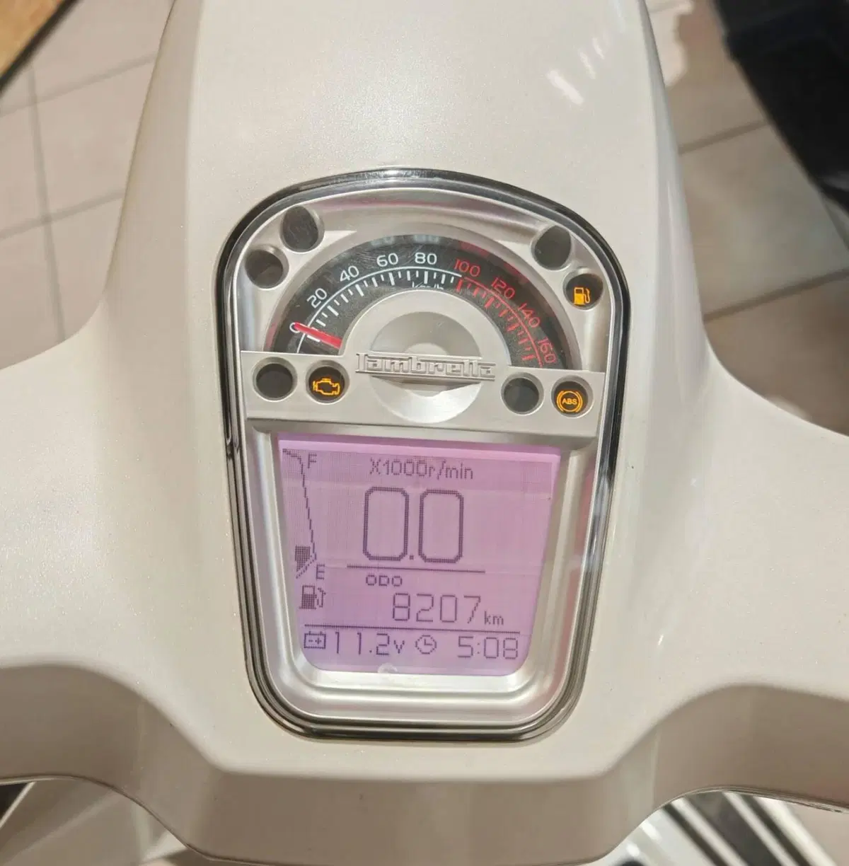 Lambretta V200 Special (2021 - 26) (3)
