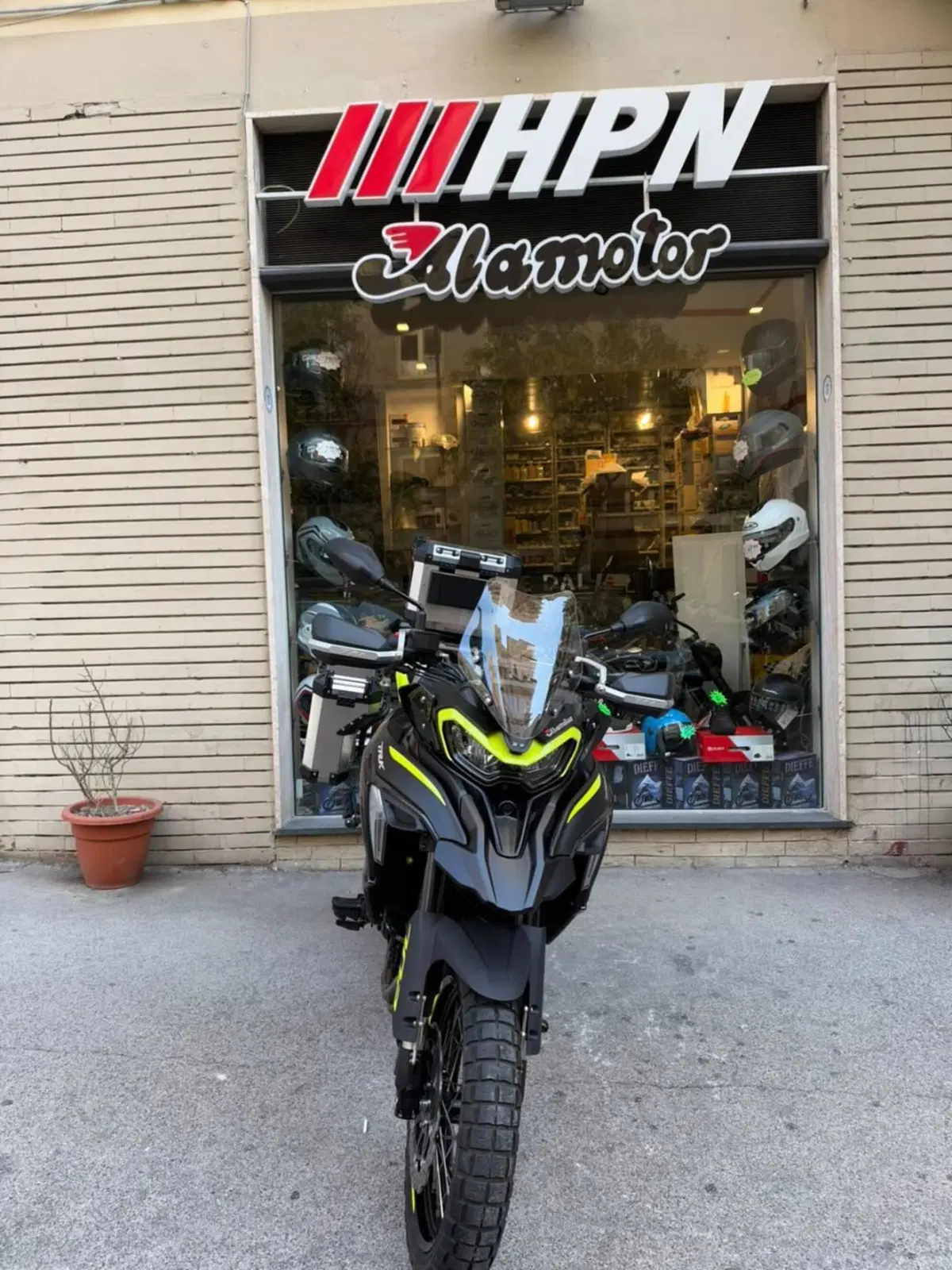 Benelli TRK 702X (2023 - 25)