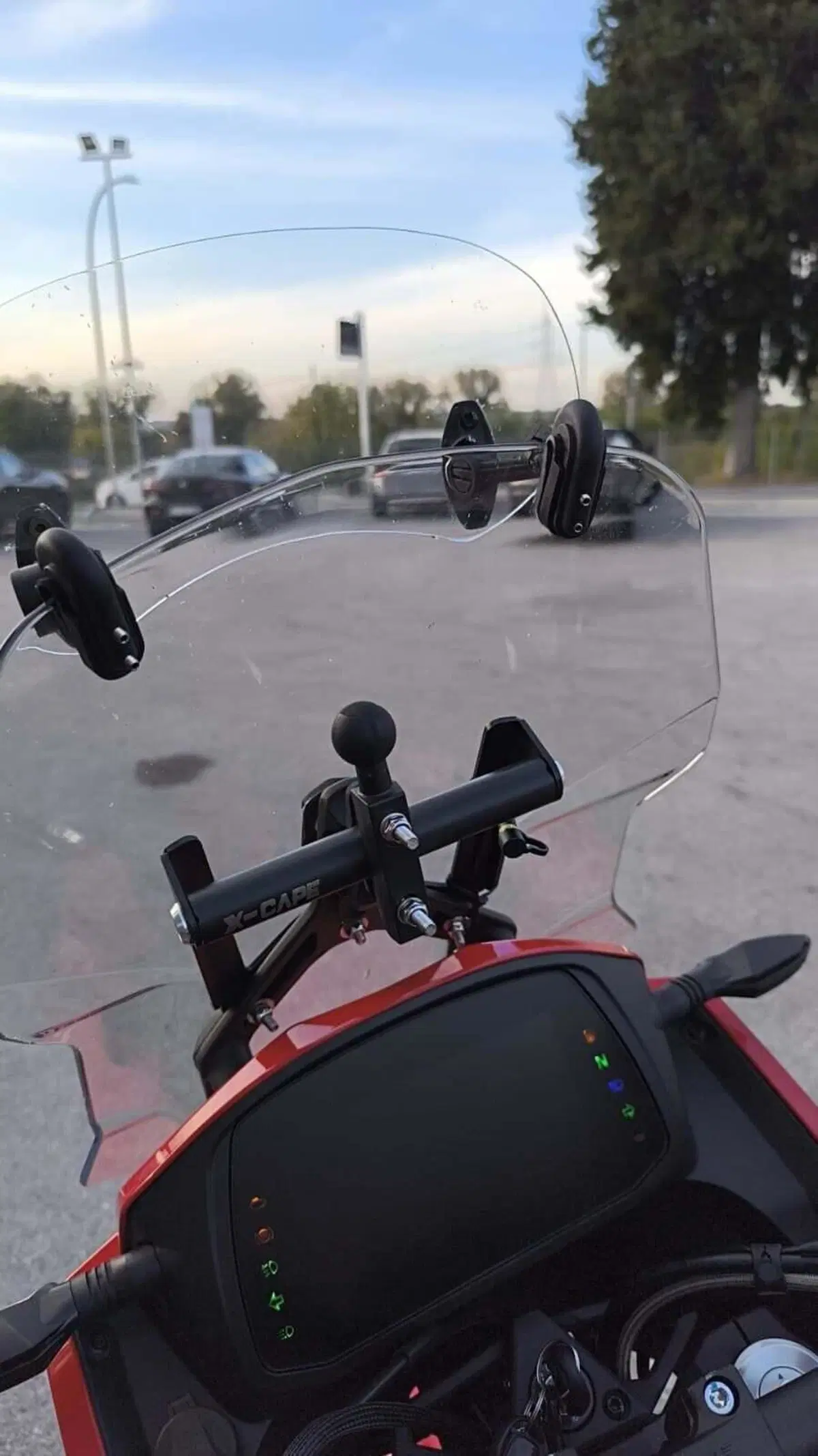 Moto Morini X-Cape 650 (2021 - 26) (6)