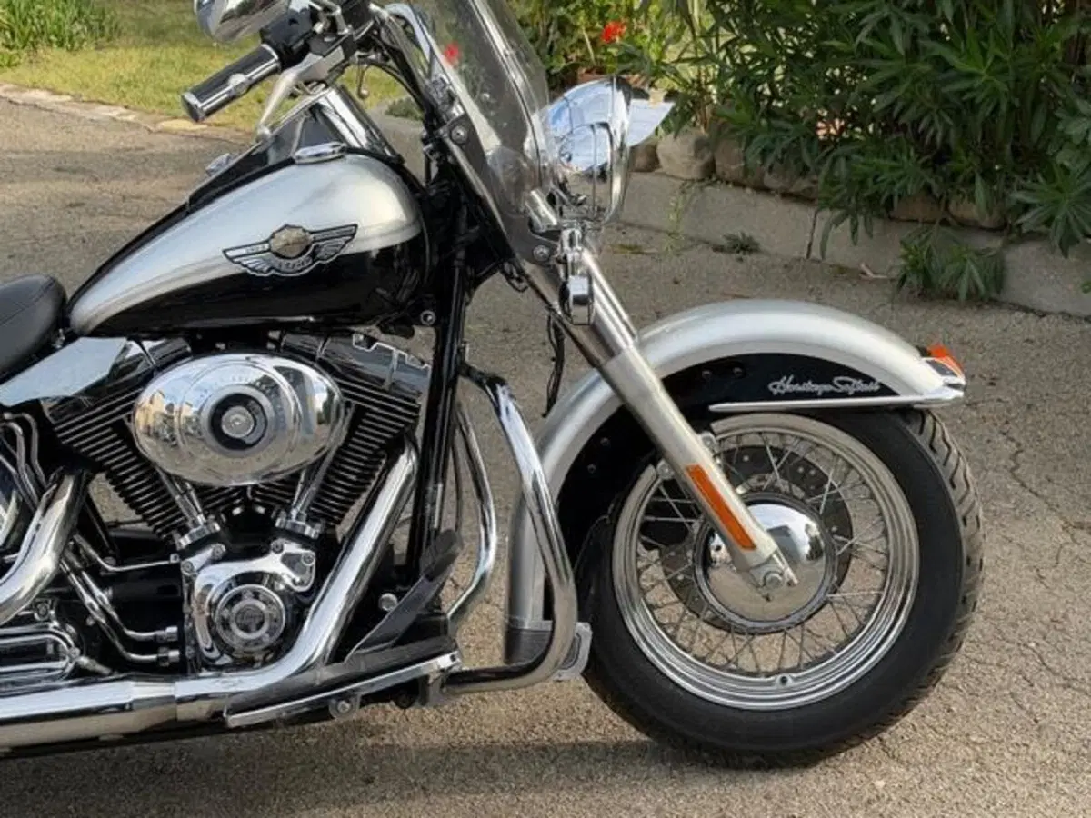 Harley-Davidson 1450 Heritage Classic (2003 - 05) - FLSTCI (5)