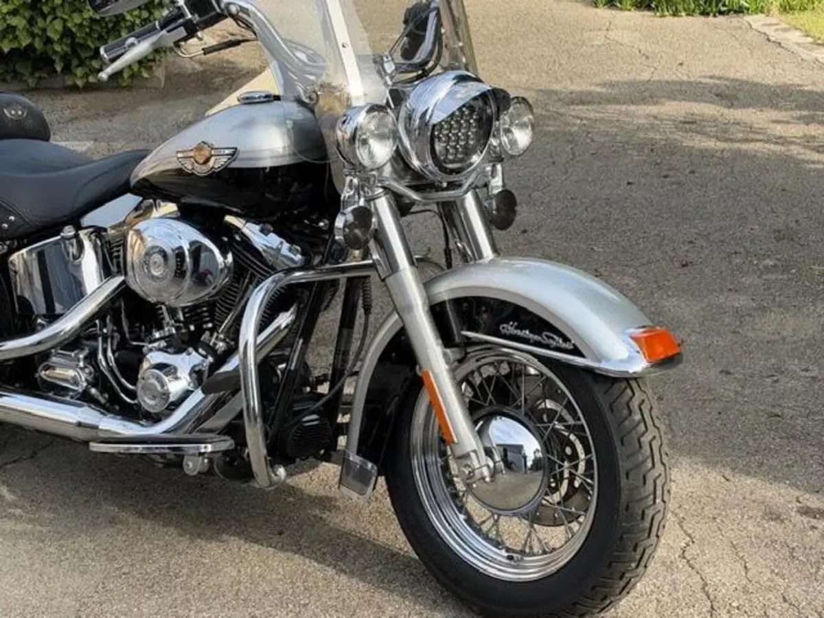 Harley-Davidson 1450 Heritage Classic (2003 - 05) - FLSTCI (11)