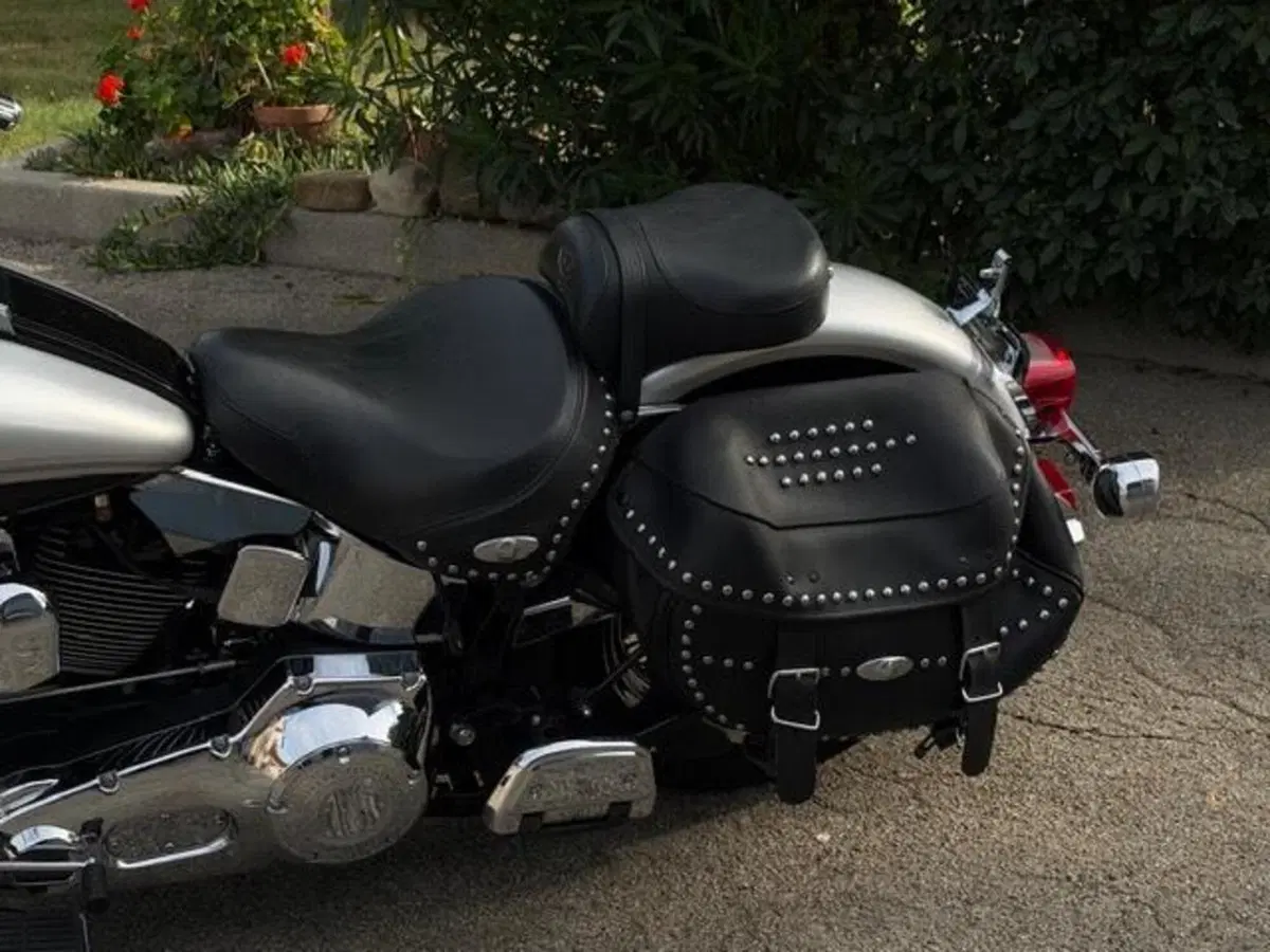 Harley-Davidson 1450 Heritage Classic (2003 - 05) - FLSTCI (20)