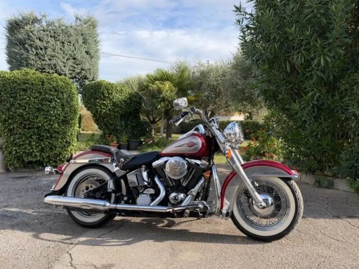 Harley-Davidson 1340 Heritage Classic (1984 - 98) - FLSTC