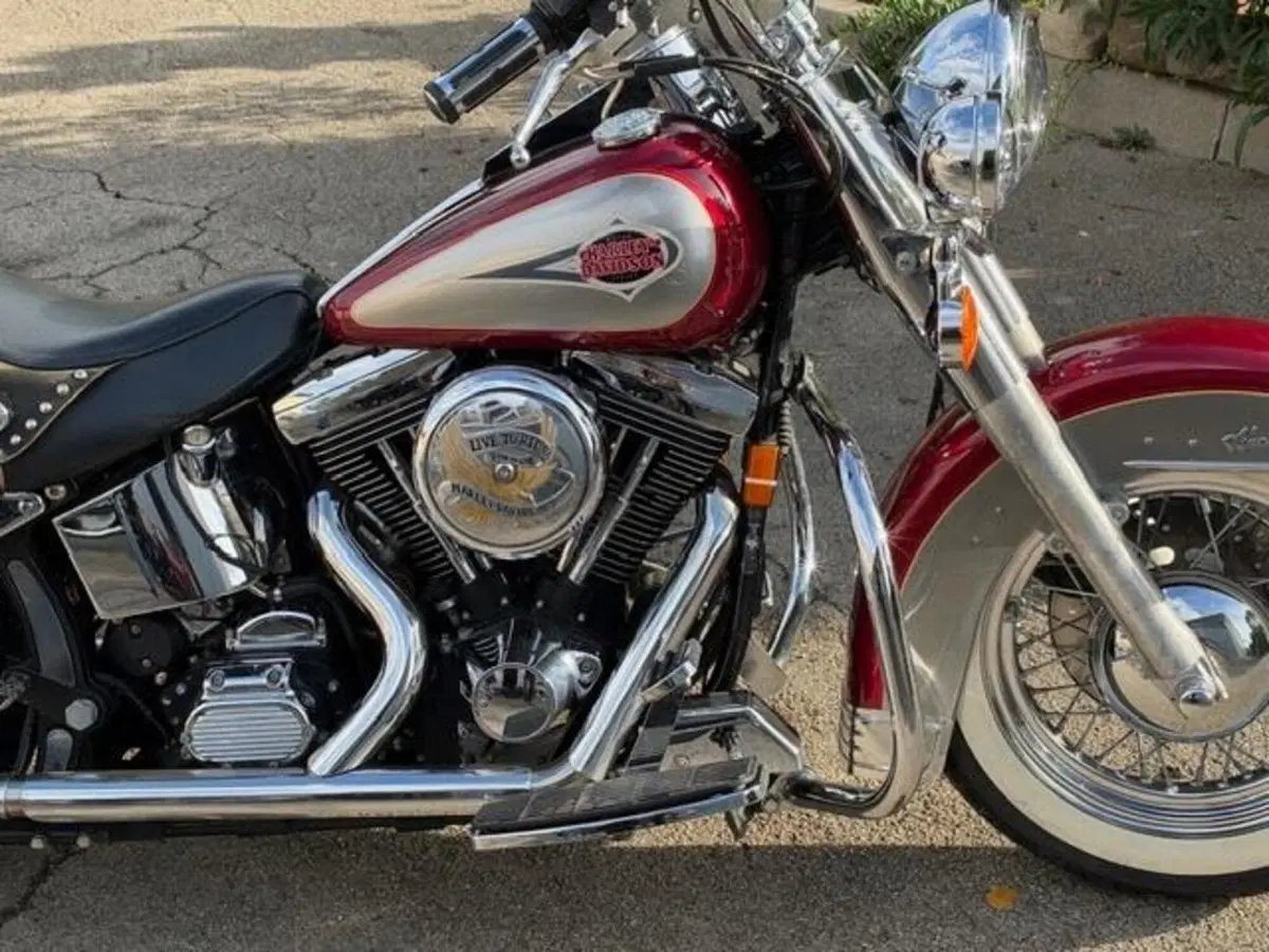 Harley-Davidson 1340 Heritage Classic (1984 - 98) - FLSTC (5)