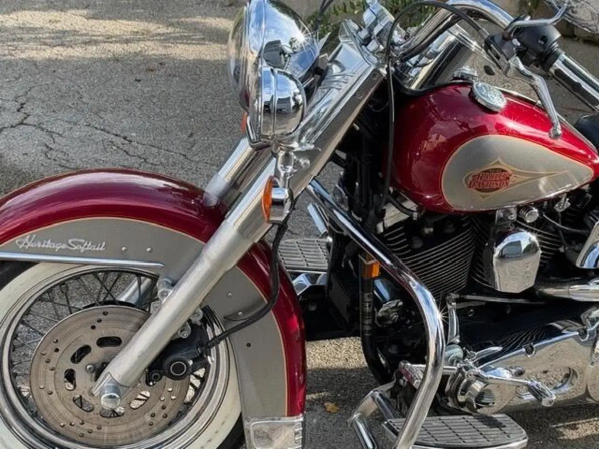 Harley-Davidson 1340 Heritage Classic (1984 - 98) - FLSTC (20)