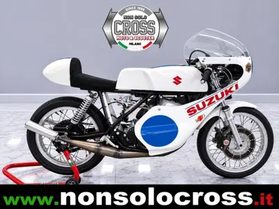 Suzuki TITAN 500 PISTA d'epoca