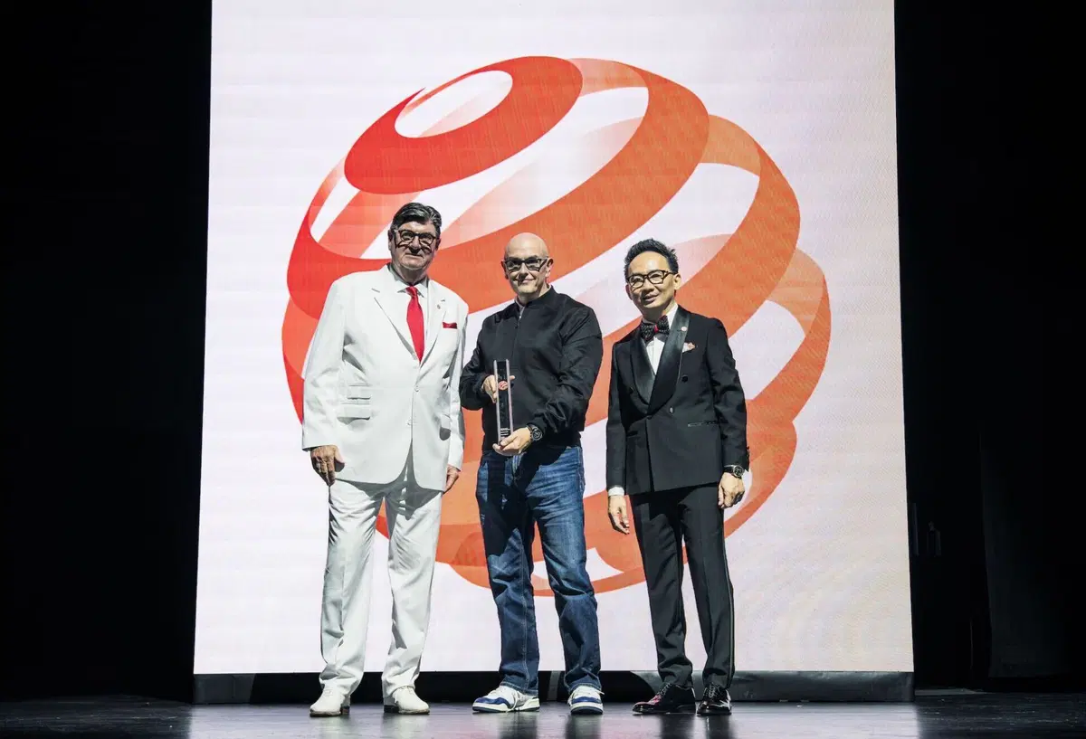 La Norton Manx R vince il Red Dot 2026