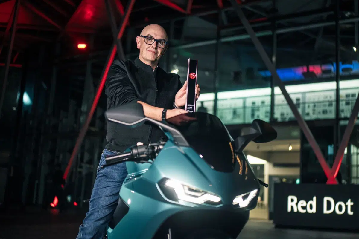 La Norton Manx R vince il Red Dot 2026 (2)