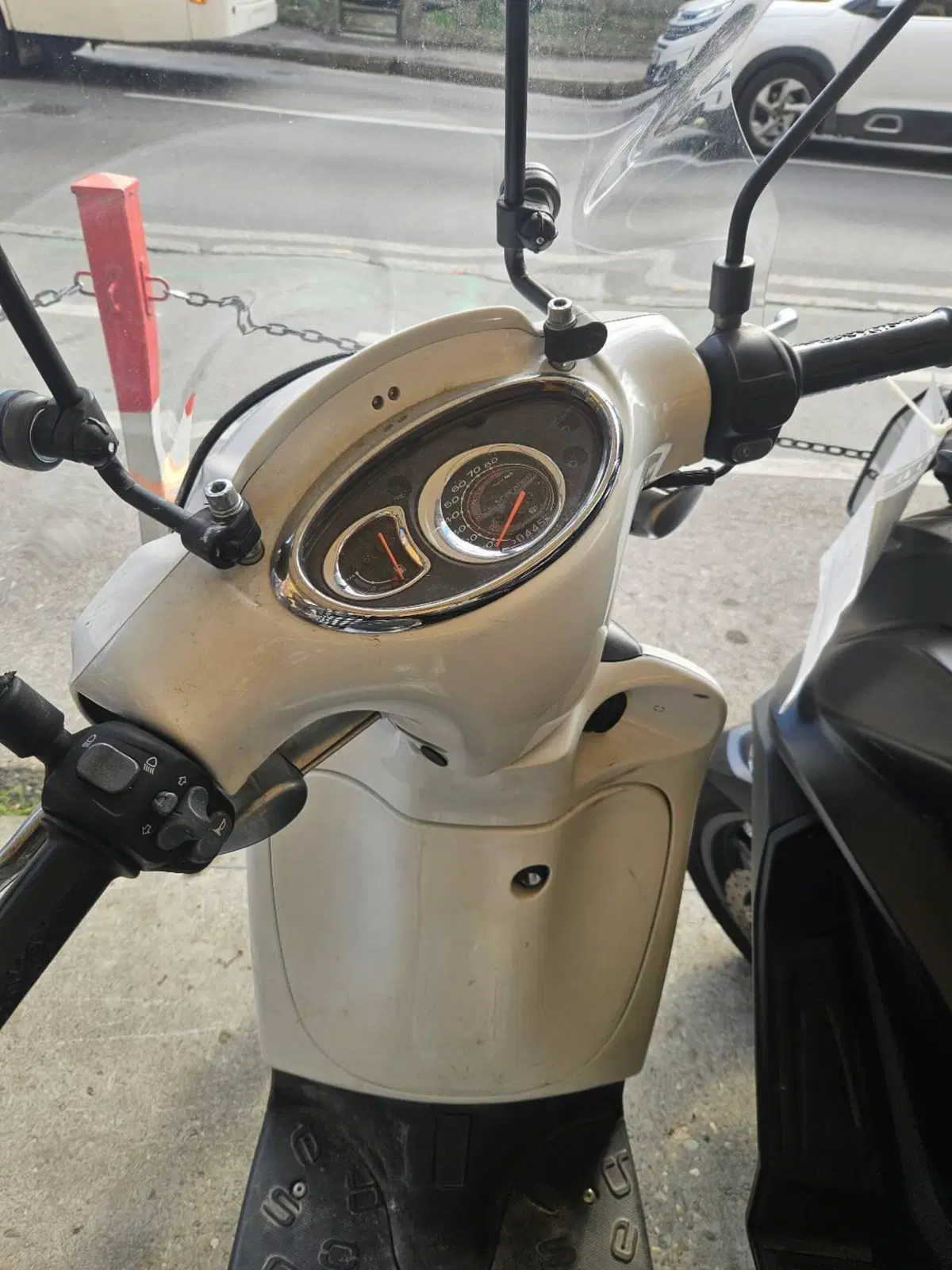 Aprilia Scarabeo 50 4t 4V (2009 - 17) (4)