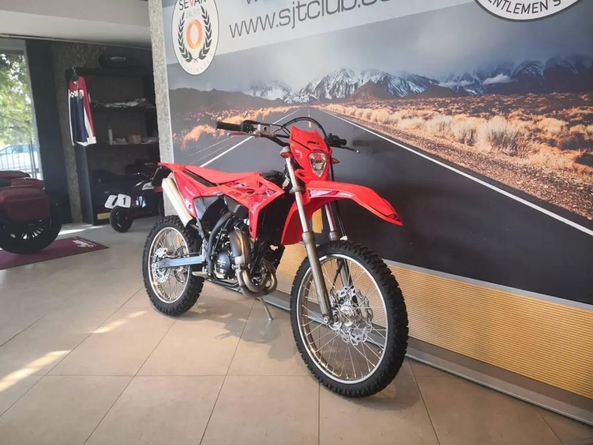 Betamotor RR 50 Enduro (2021 - 26) (3)