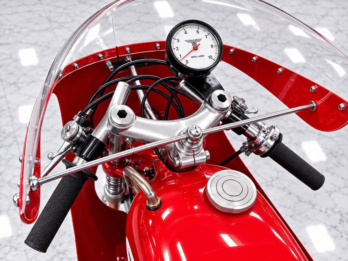 Moto Morini 175 PISTA REPLICA SETTEBELLO (9)