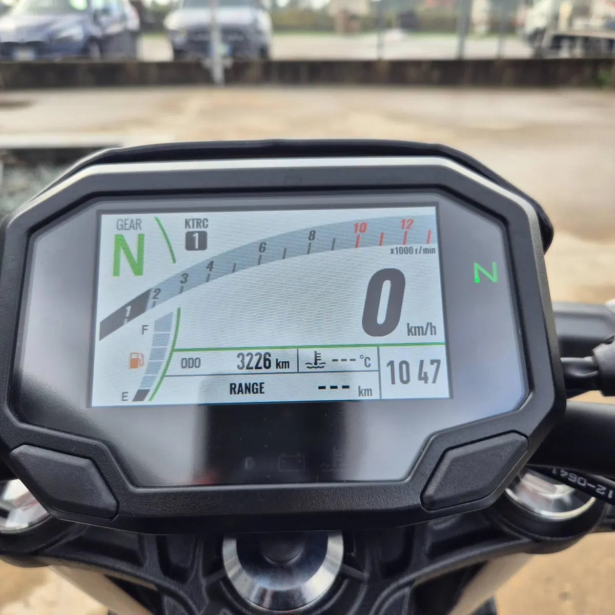 Kawasaki Z 650 (2025 - 27) (9)