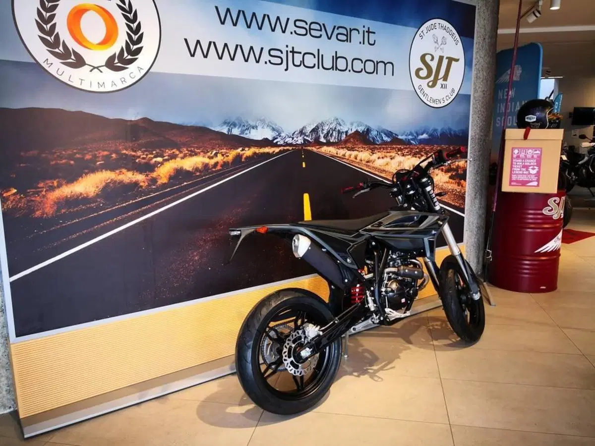 Betamotor RR 125 4T Motard T - X Special Edition (2025 - 26) (6)