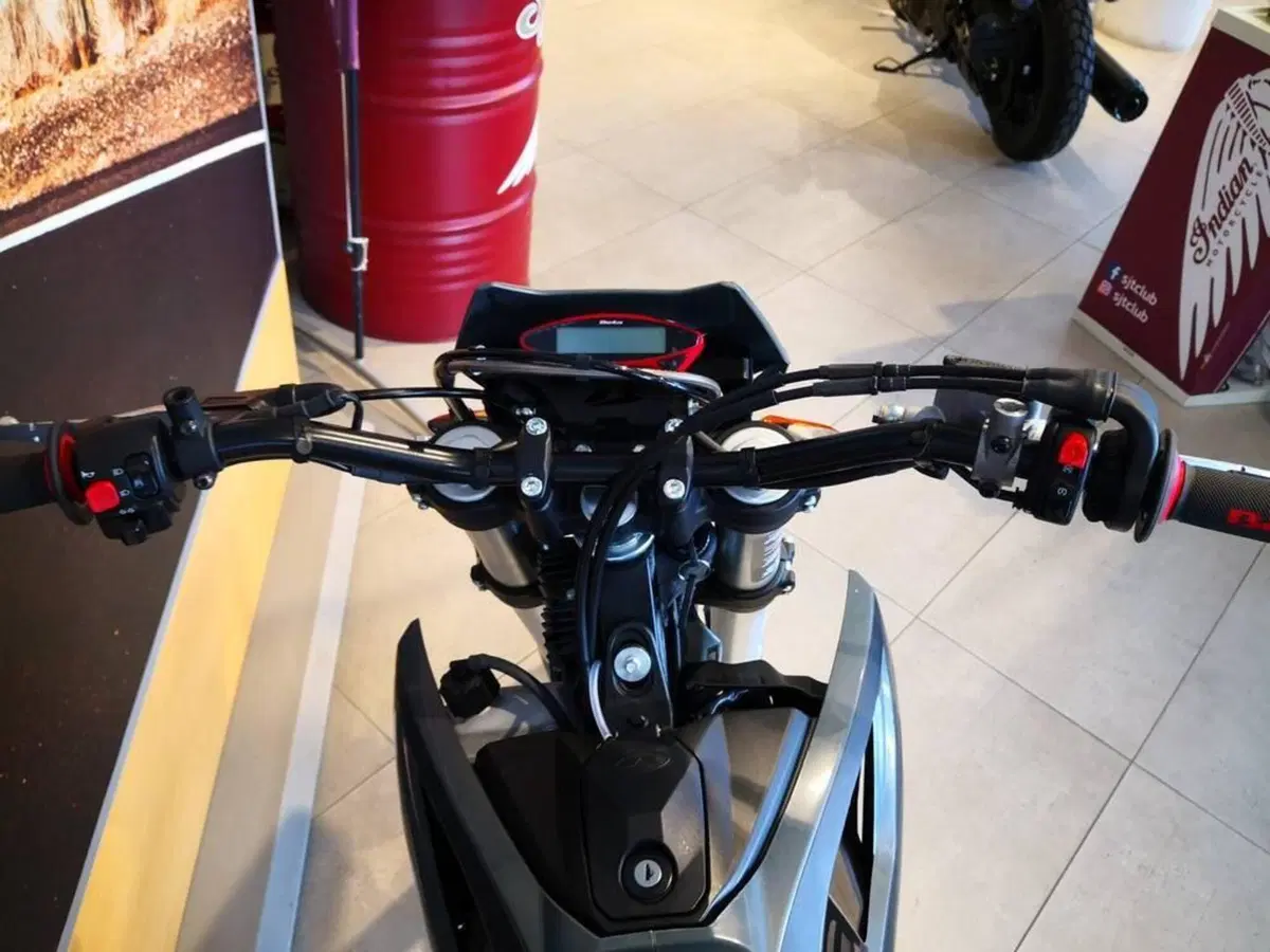 Betamotor RR 125 4T Motard T - X Special Edition (2025 - 26) (12)