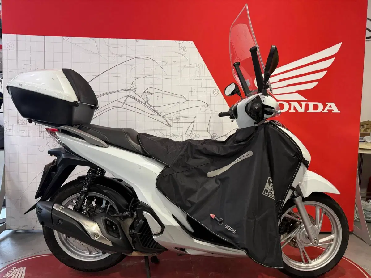 Honda SH 125i (2017 - 19) (8)