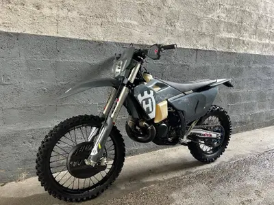 Husqvarna TE 300 Pro (2024) usata