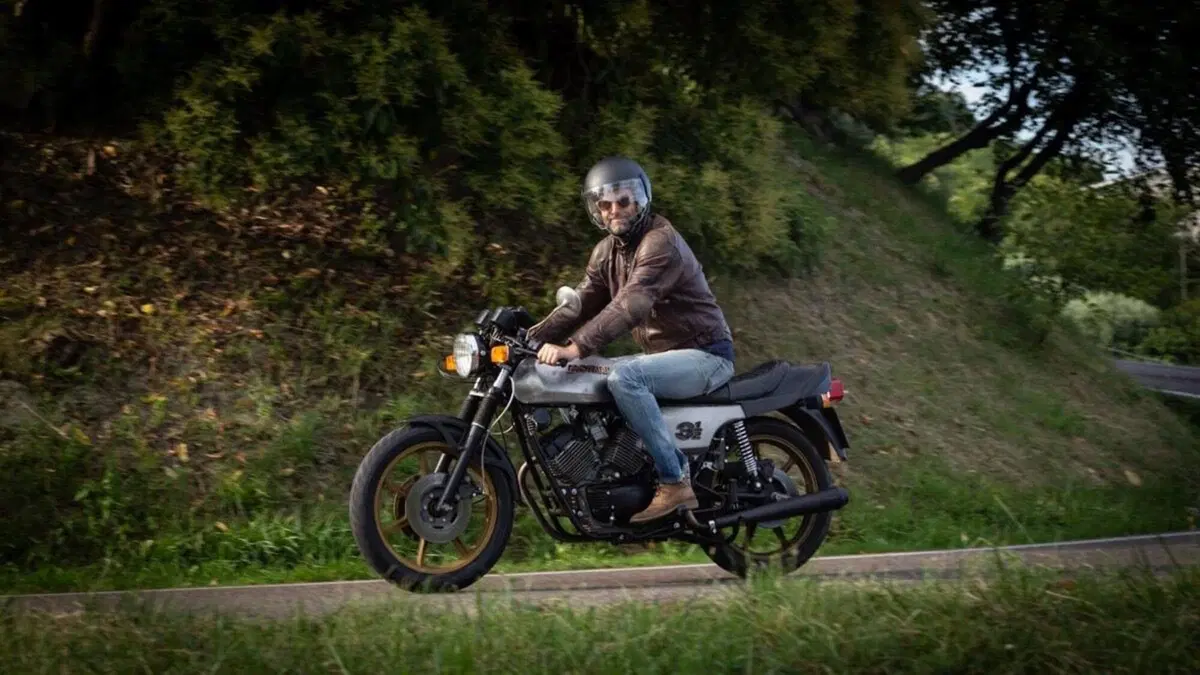 Moto Morini 350 k2 (4)