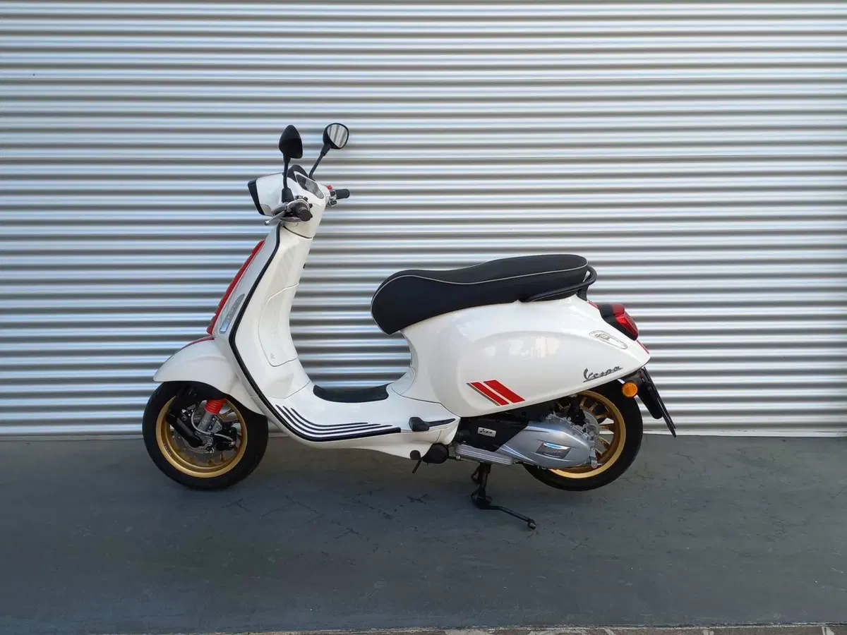 Vespa Sprint 125 3V Racing Sixties (2021 - 22) (6)