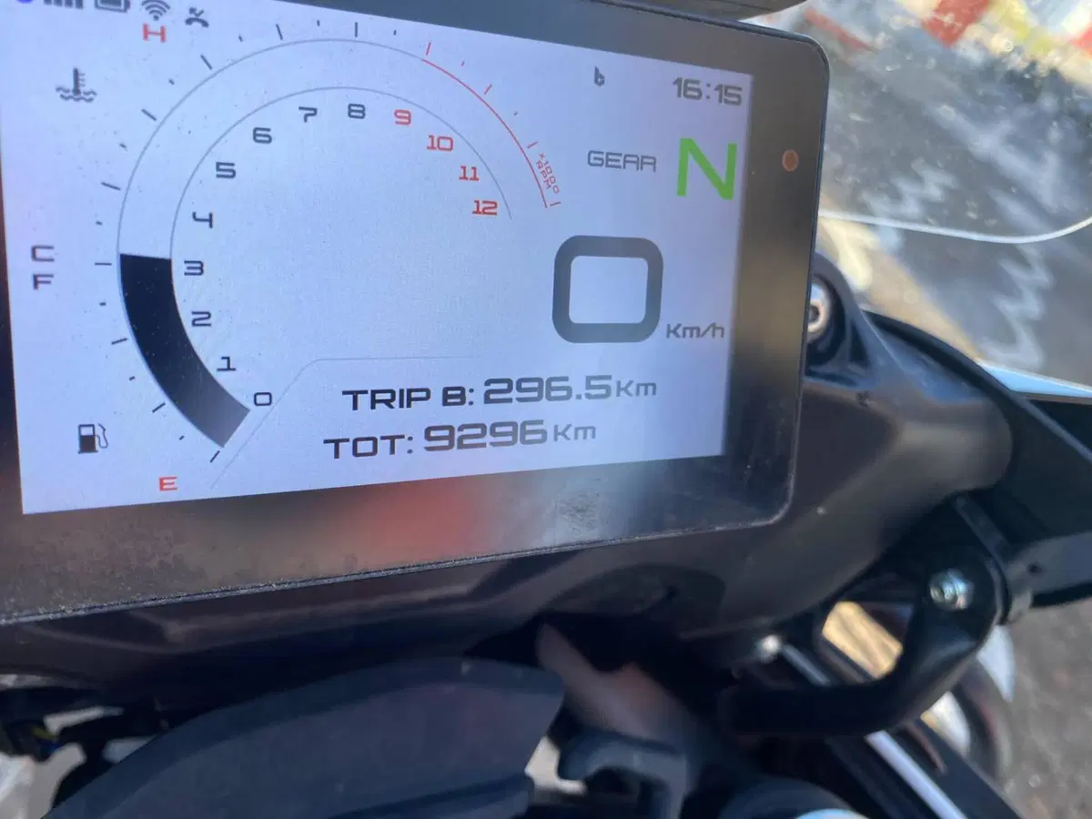 Benelli TRK 702X (2023 - 25) (3)