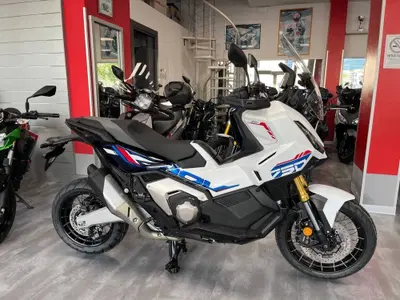 Honda X-ADV 750 Special Edition (2026 - 27) nuova