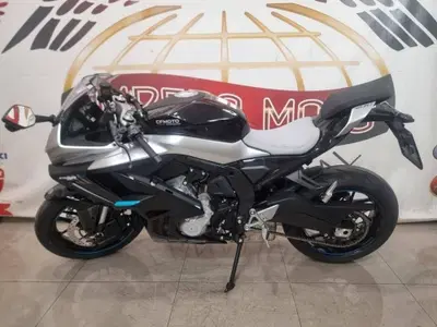 CFMOTO 675SR-R (2025 - 26) nuova