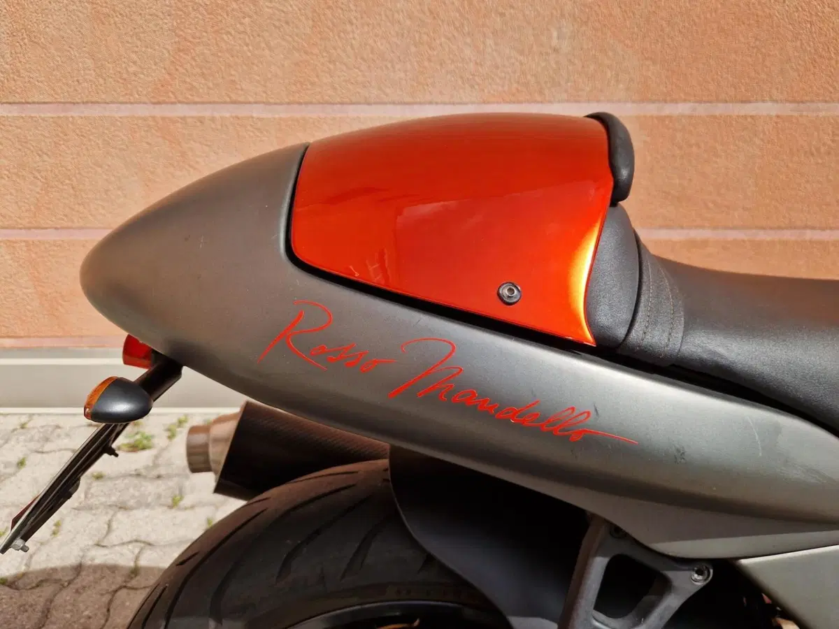 Moto Guzzi MOTO GUZZI V11 SPORT ROSSO MANDELLO (7)