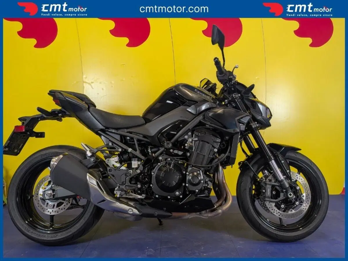 Kawasaki Z 900 (2025 - 27)