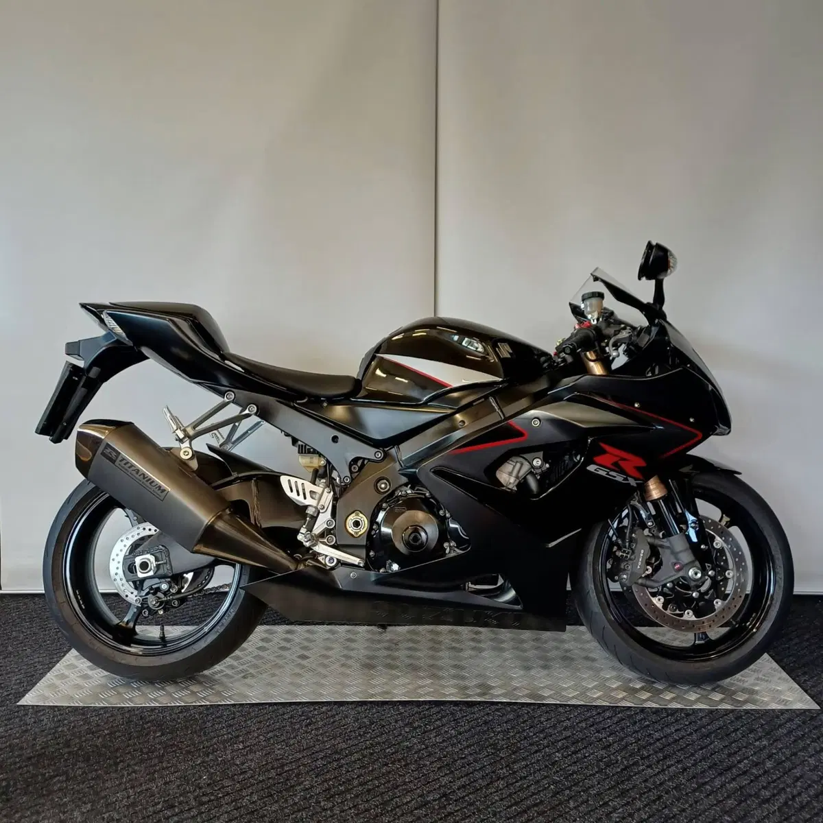 Suzuki GSX-R1000 (2005 - 06)