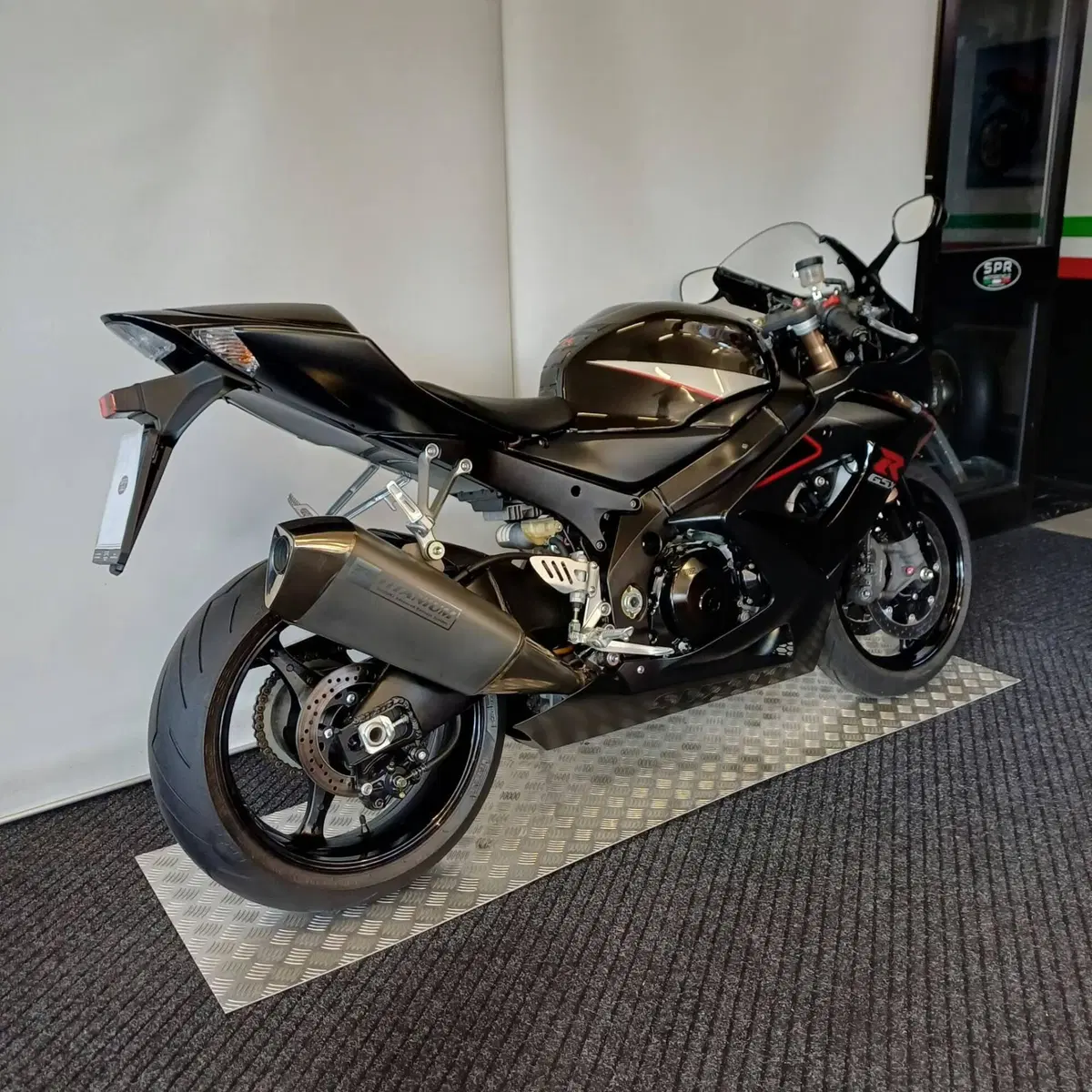 Suzuki GSX-R1000 (2005 - 06) (5)