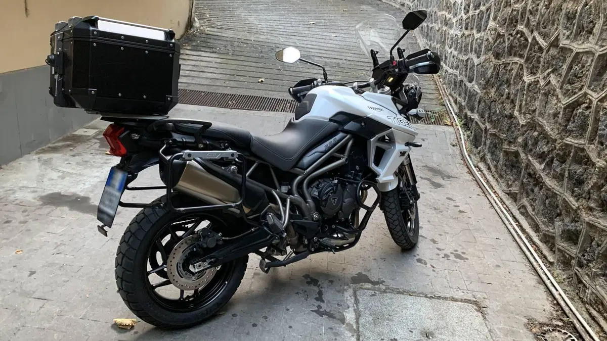 Triumph Tiger 800 XRt (2018 - 20) (3)