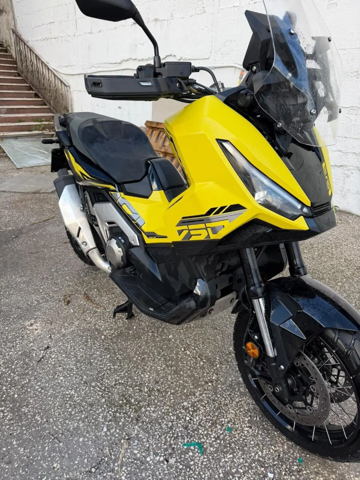 Honda X-ADV 750 Special Edition (2026 - 27) (2)