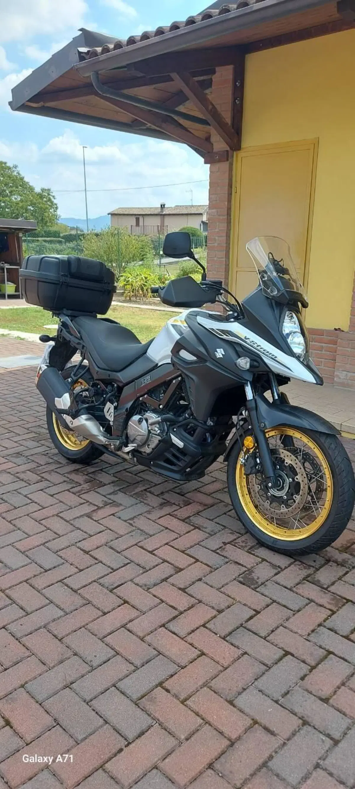 Suzuki V-Strom 650XT (2021 - 25) (2)