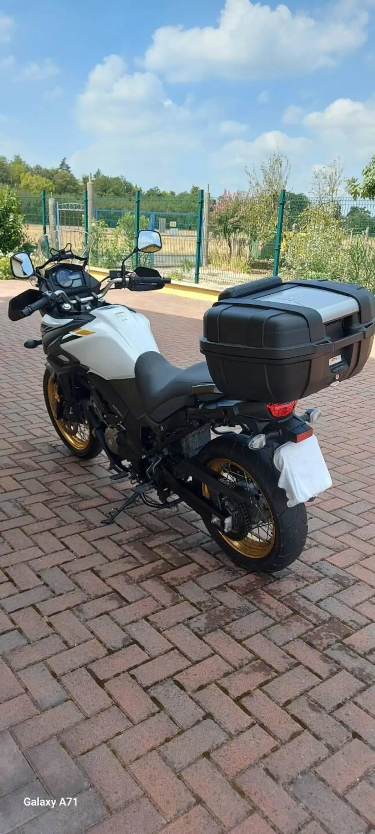 Suzuki V-Strom 650XT (2021 - 25) (3)