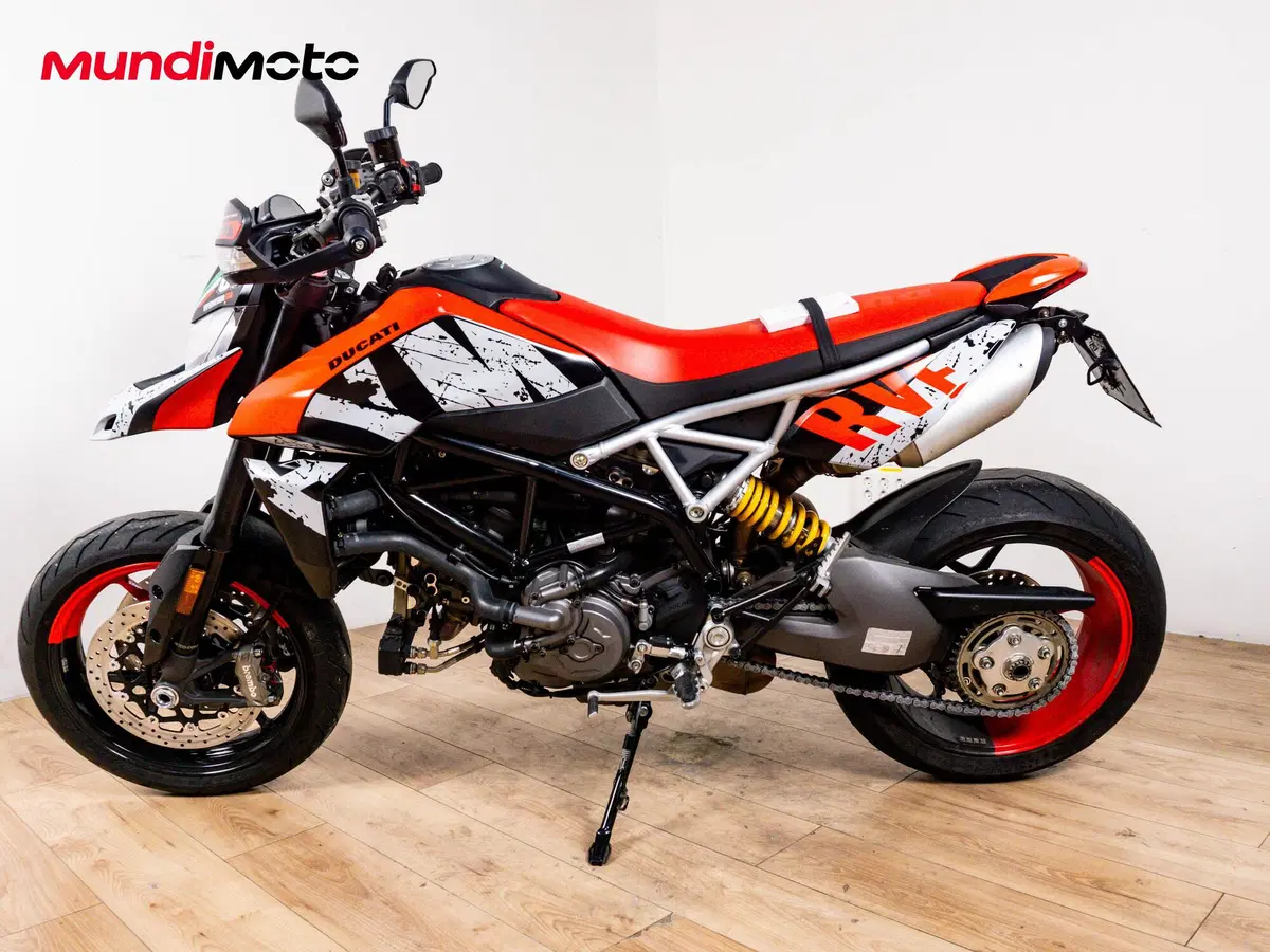 Ducati Hypermotard 950 RVE (2020) (6)