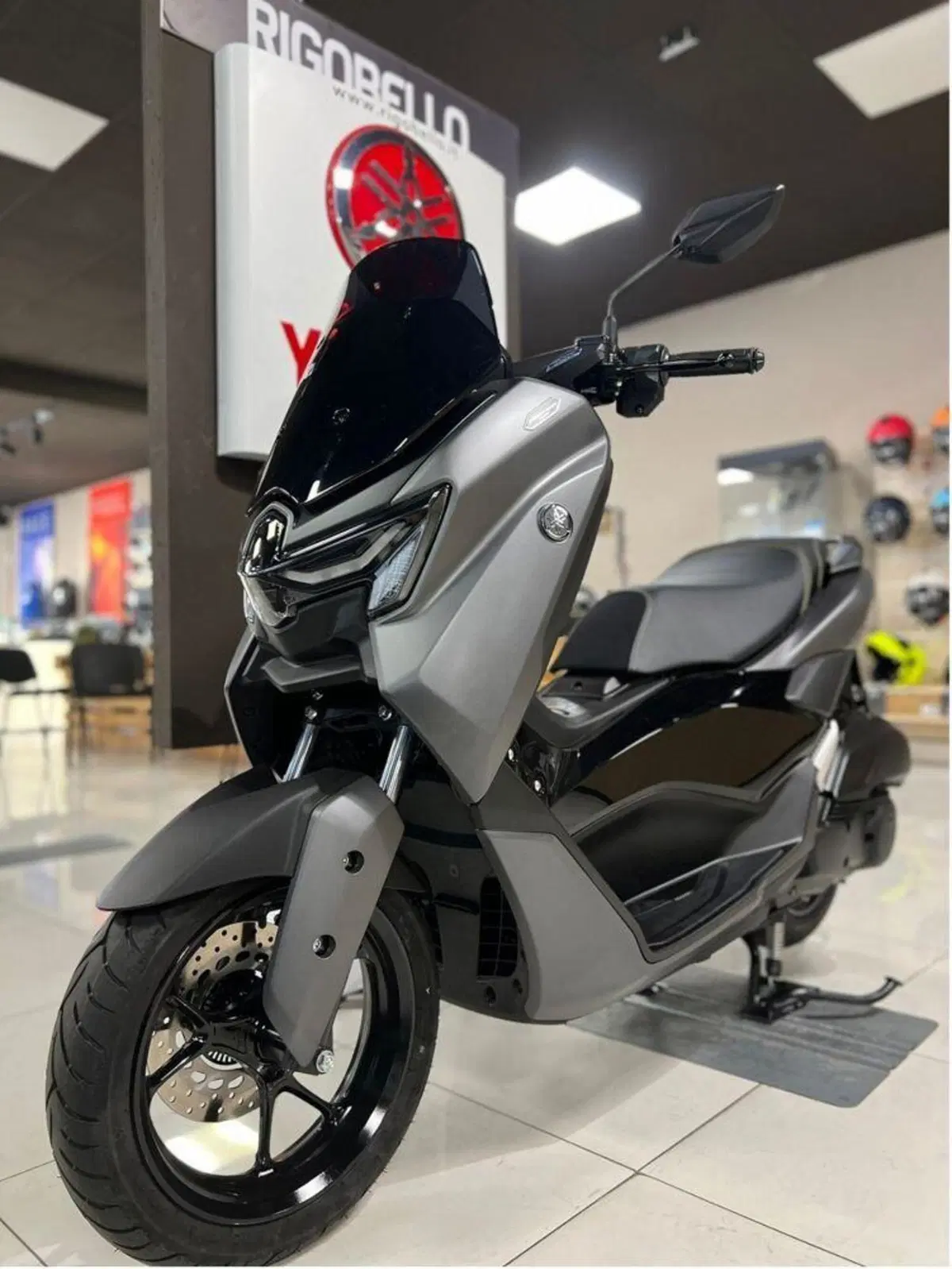 Yamaha N-Max 125 Tech Max (2025 - 26) (8)
