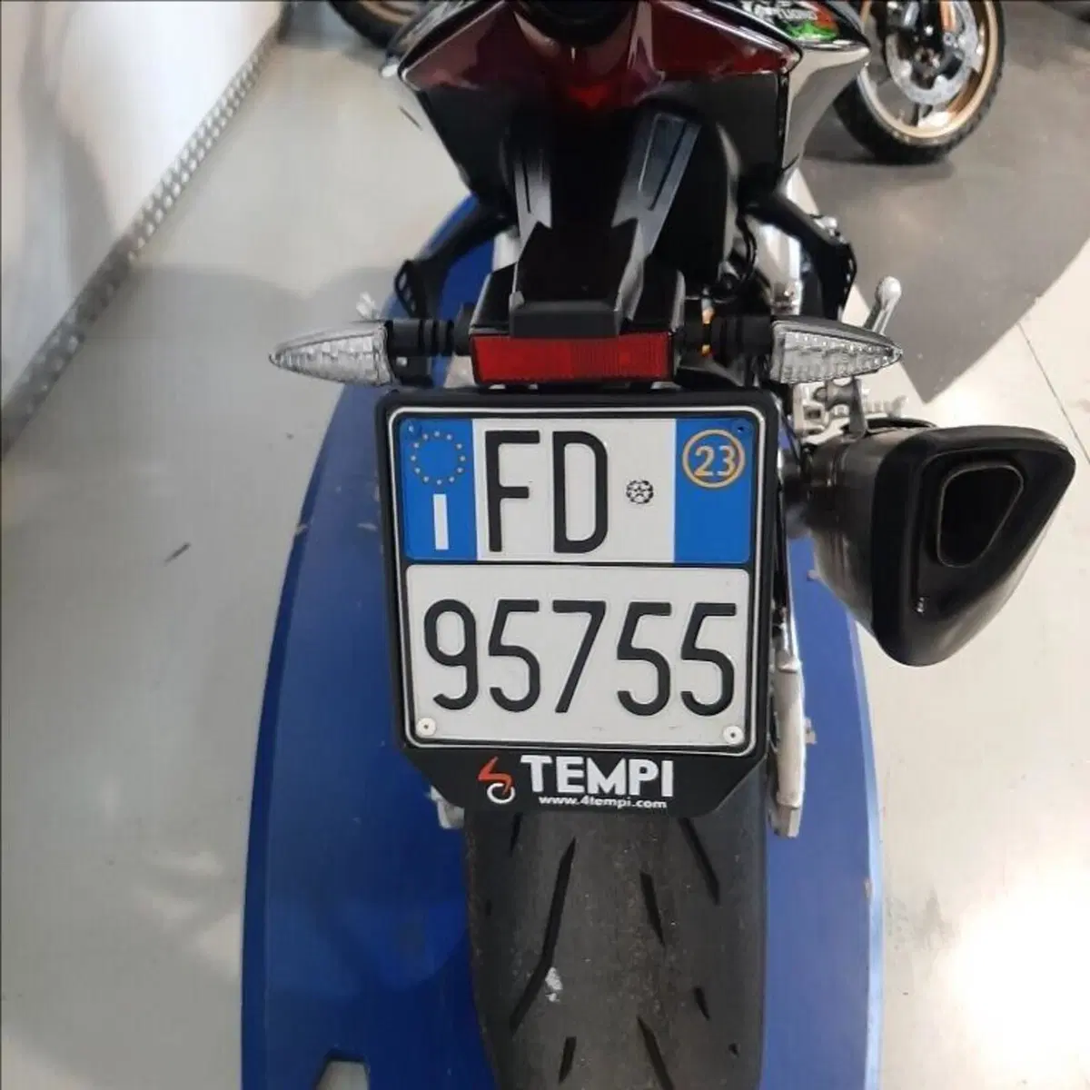 Aprilia Tuono V4 Factory (2021 - 24) (8)