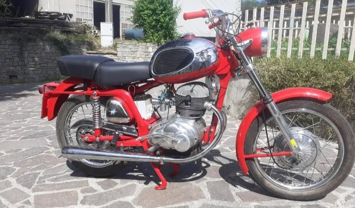 MV Agusta 250B del 1968 (2)