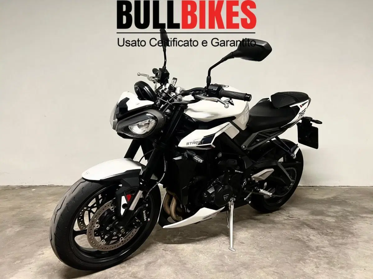 Triumph Street Triple 765 R (2023 - 26) (5)