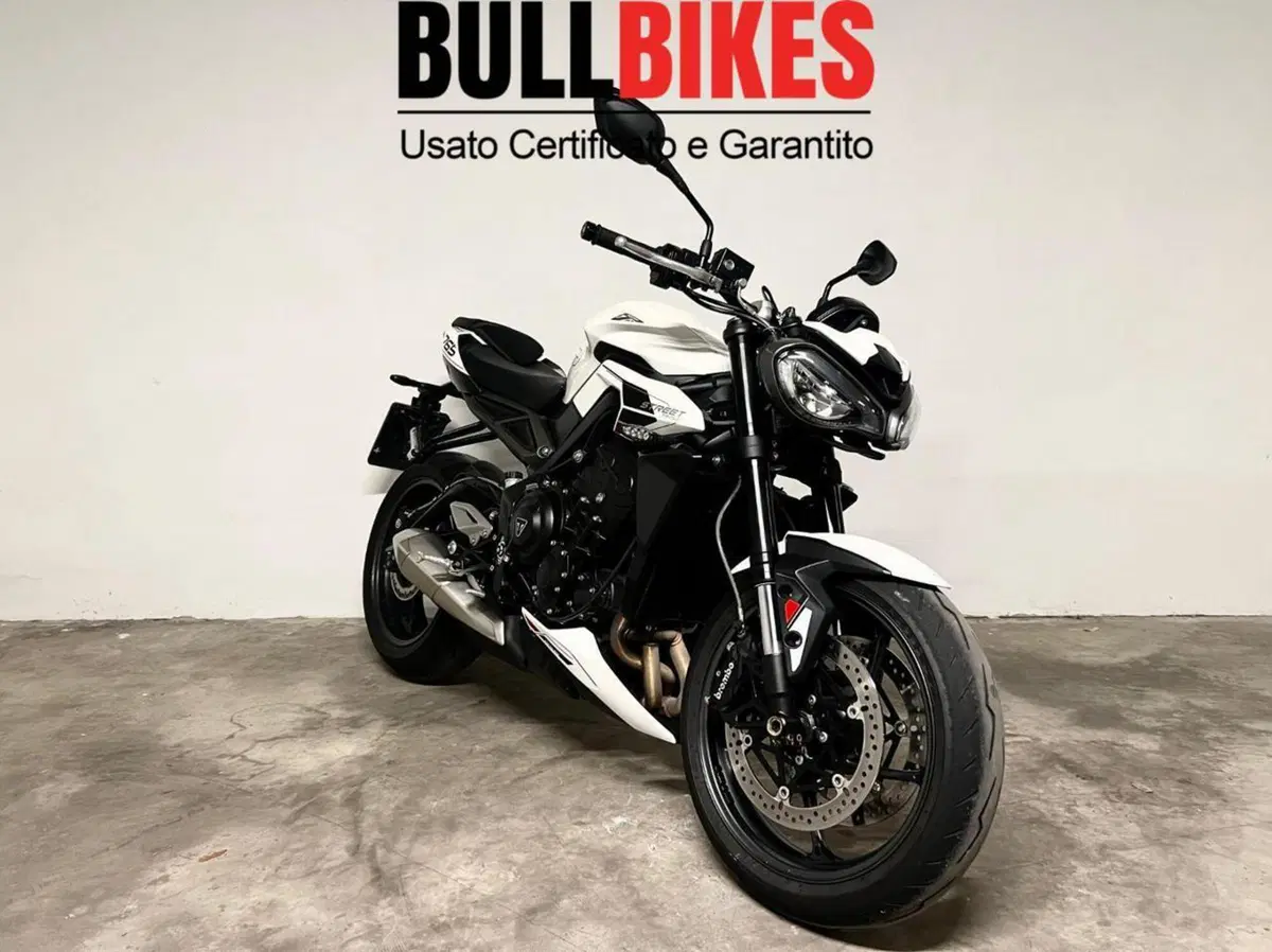 Triumph Street Triple 765 R (2023 - 26) (6)