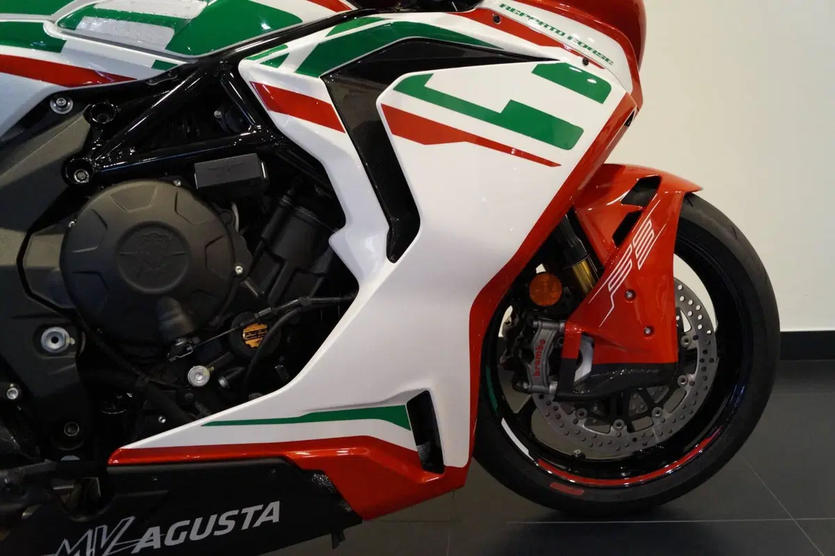 MV Agusta F3 800 RC (2022 - 25) (6)