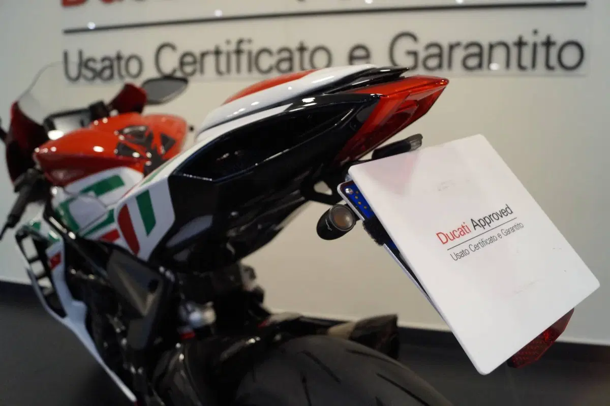 MV Agusta F3 800 RC (2022 - 25) (12)