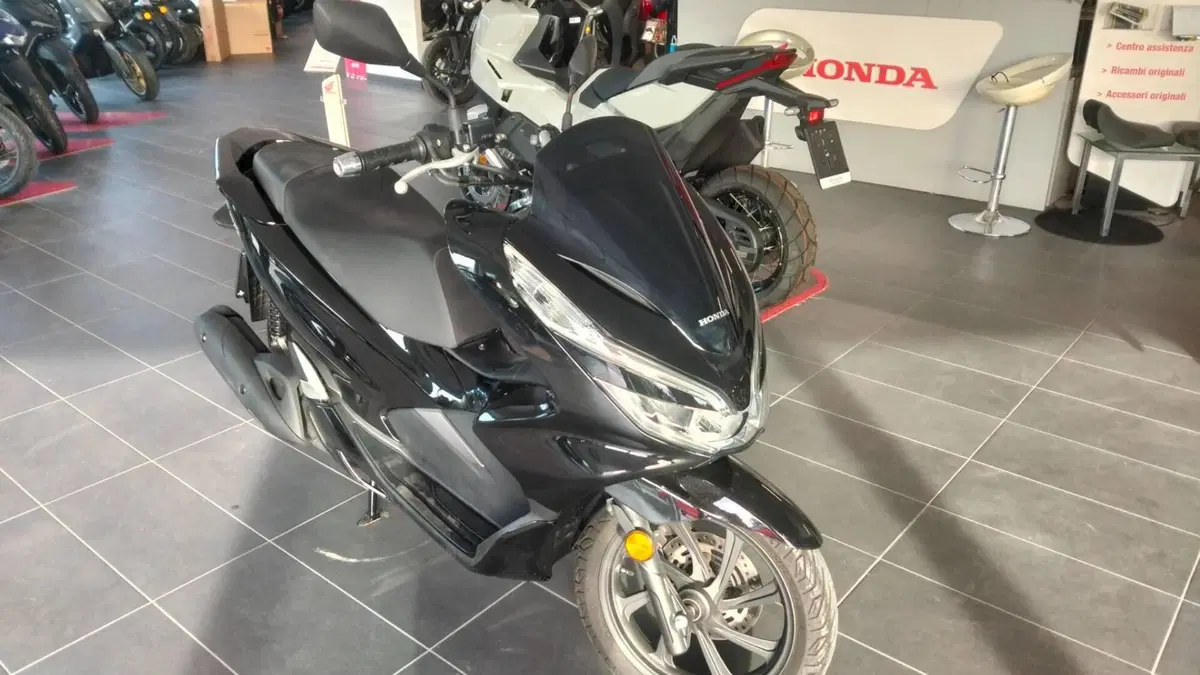 Honda PCX 125 (2017 - 18) (4)