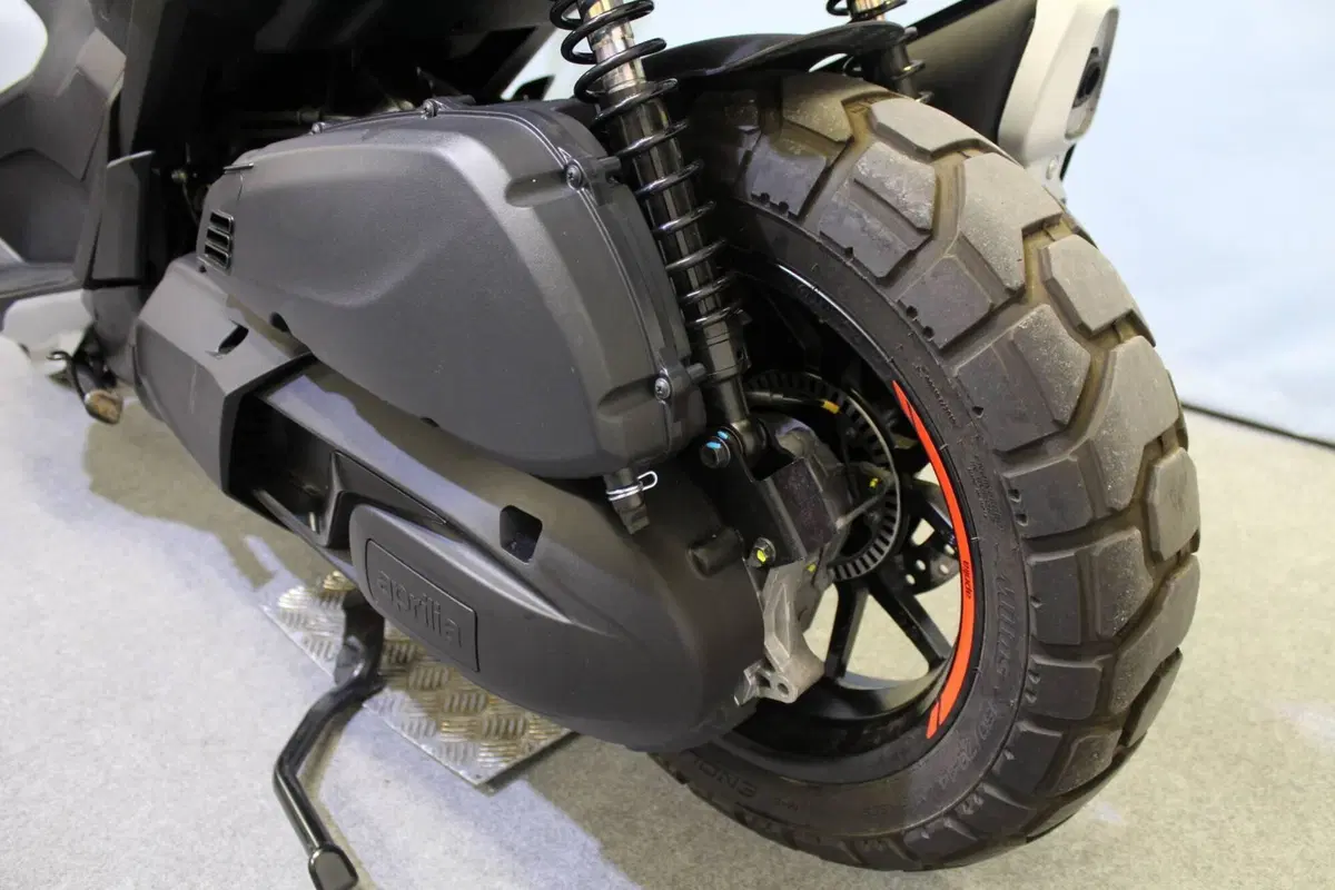 Aprilia SR GT 400 (2026) (16)